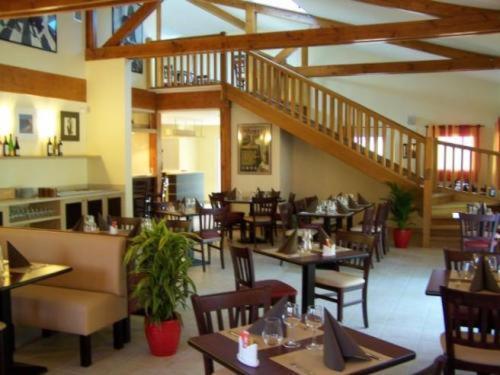 Relais Fasthotel Quimperle Exterior photo